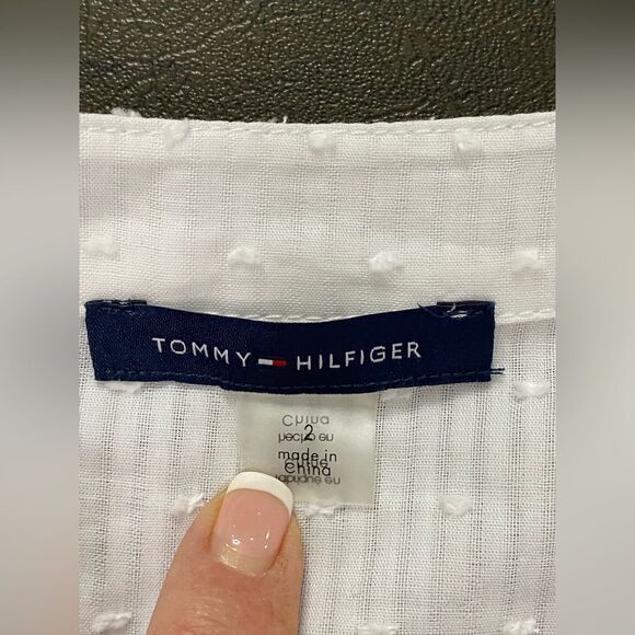 NWT Tommy Hilfiger Chambray white long-sleeve belted shirtdress. Size 2 - Picture 10 of 11